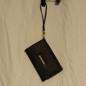 Steve Madden vegan leather phone wristlet New